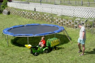 02c_zumsepp_hintertux_trampolin.jpg